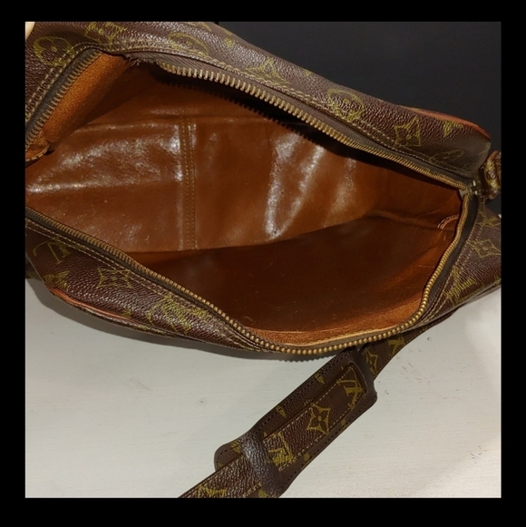 Louis Vuitton Messenger Bag Vintage Monogram Marceau GM Messenger Bag - Picture 13 of 17